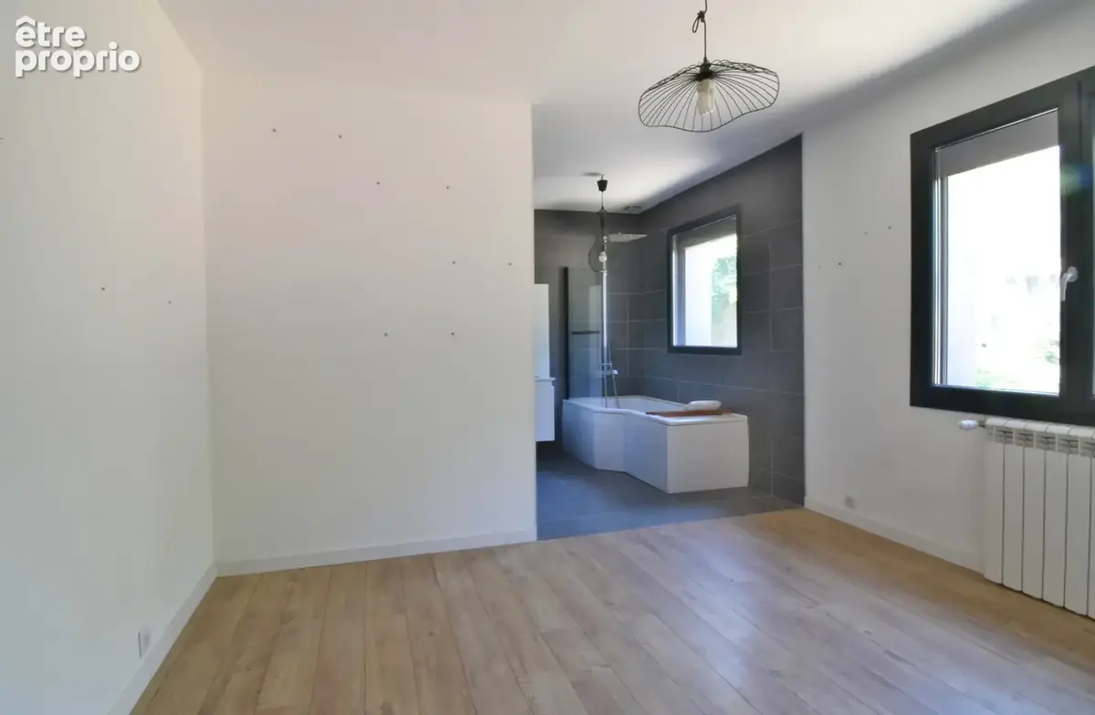 Maison 4 / 5 chambres au calme absolu - photo 17