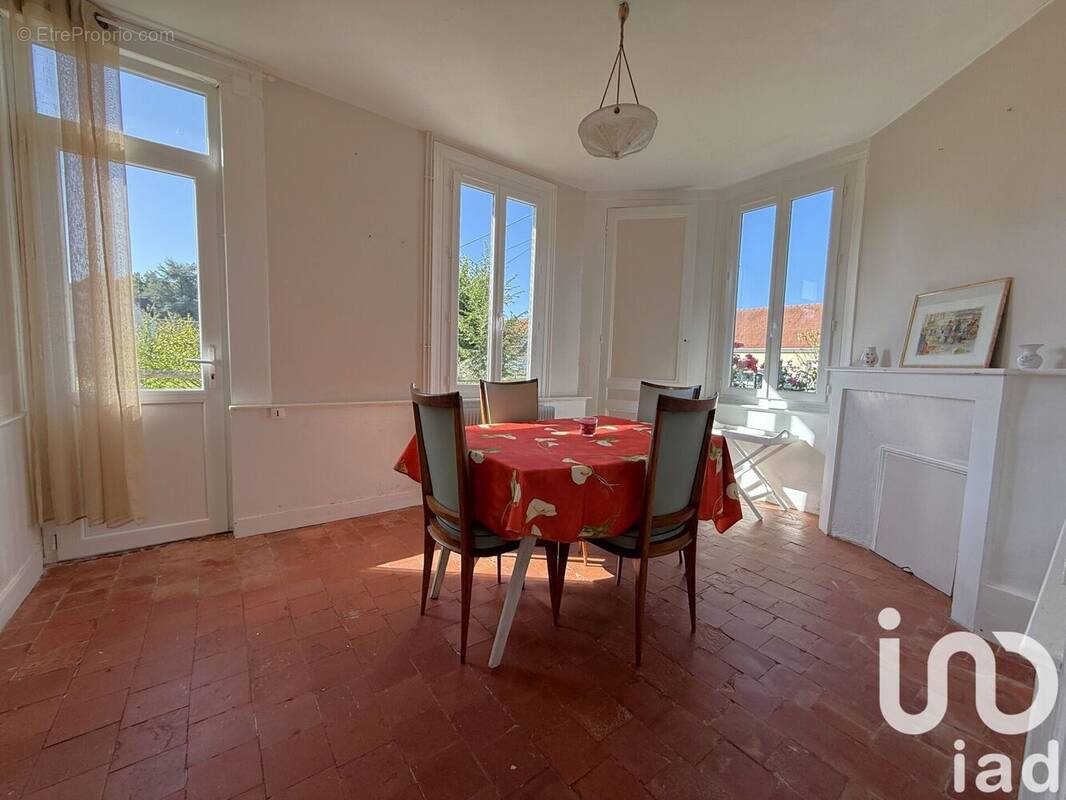 Photo 1 - Maison à BEUZEVILLE