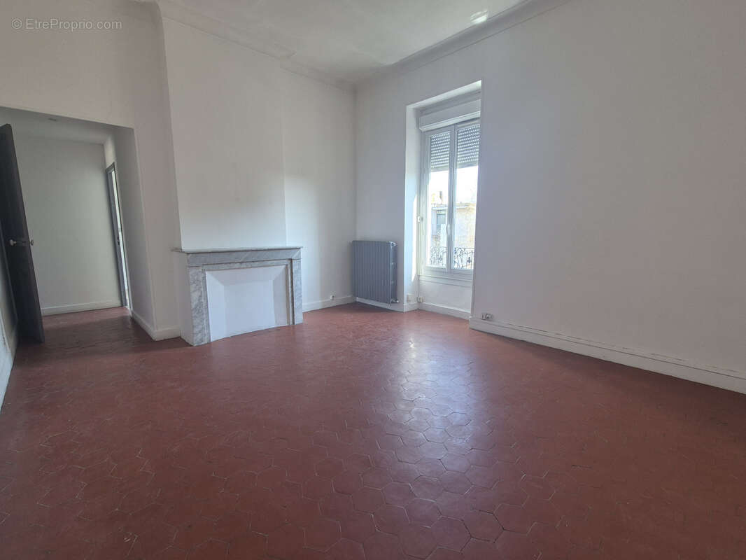 Appartement à NIMES