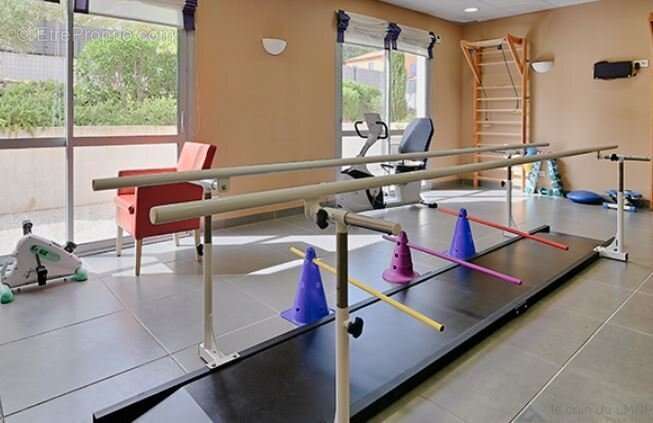 Appartement à LE REVEST-LES-EAUX