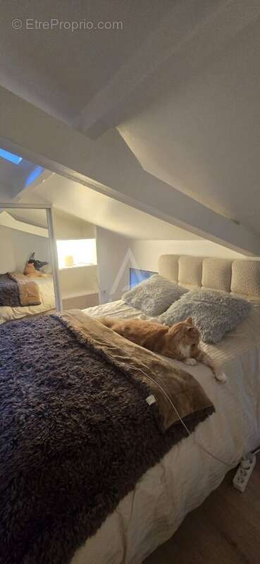 Appartement à PARIS-7E