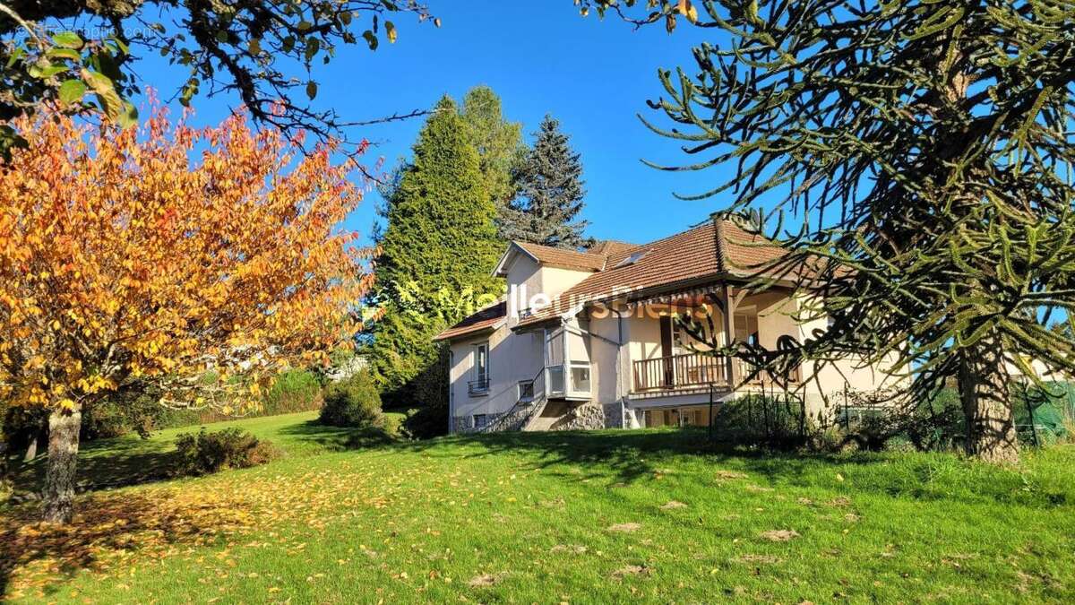 Maison à LAROQUEBROU