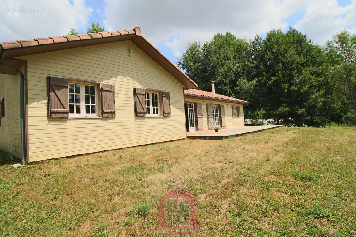 Maison à CAZALS
