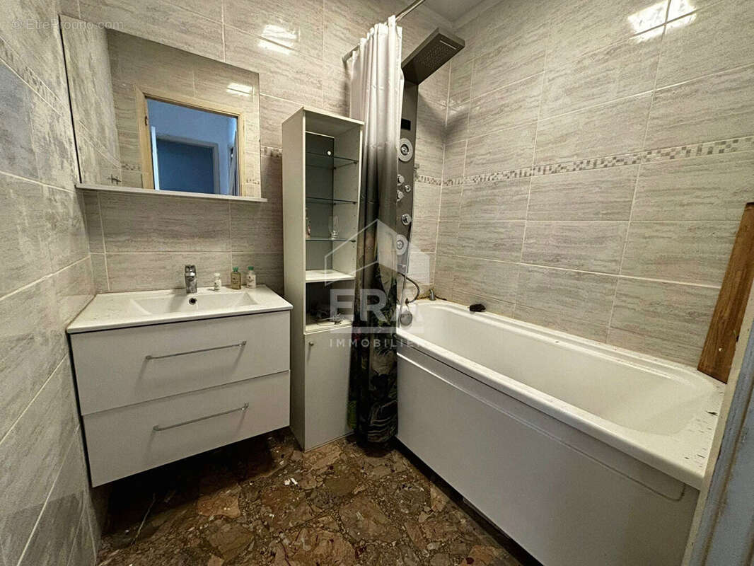 Appartement à VENCE