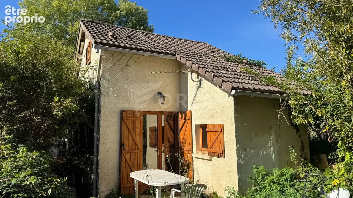Belle opportunité pour cette maison d'env. 49 m² habitable sur son terrain de 840 m². - photo 1