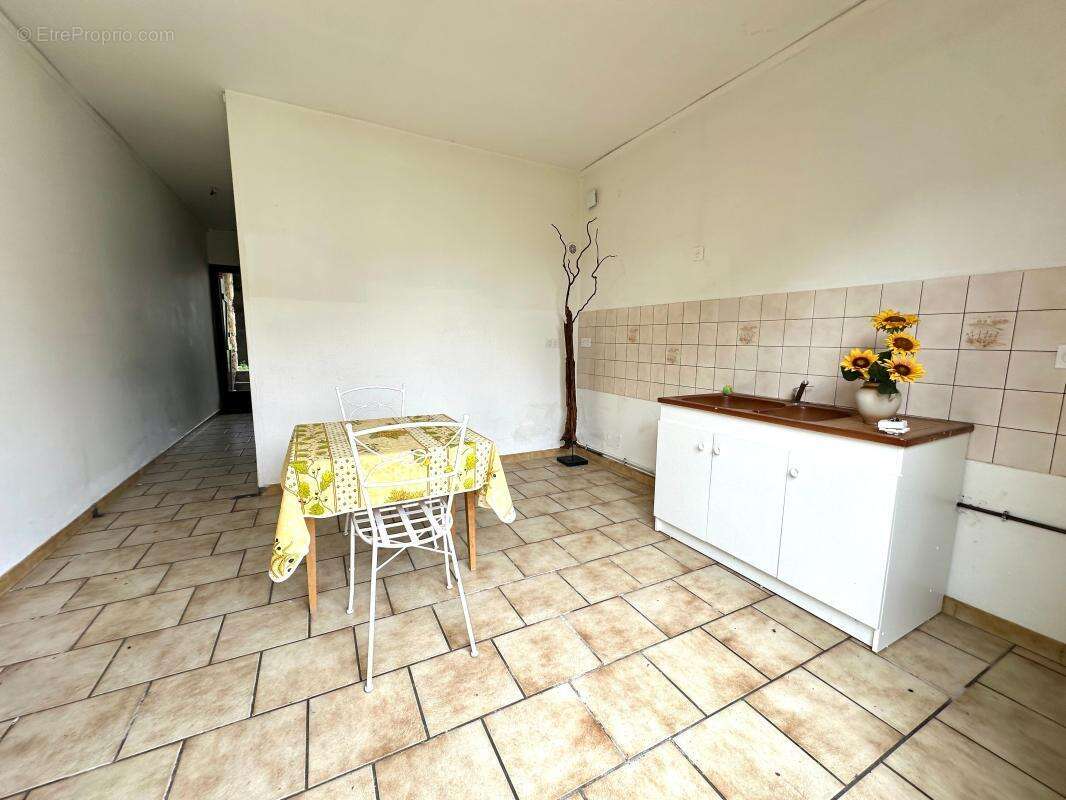 Maison à ROAILLAN