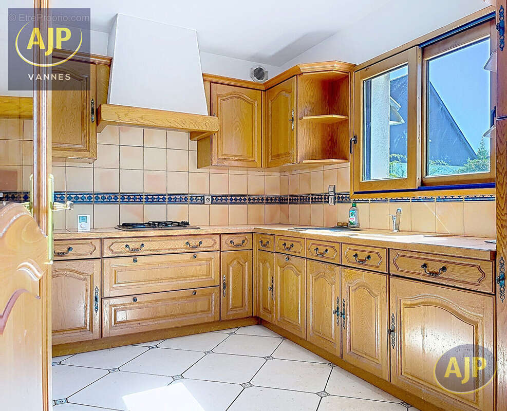 Maison à GRAND-CHAMP