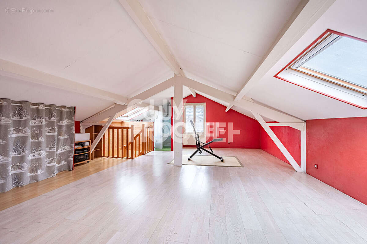 Maison à BOIS-COLOMBES