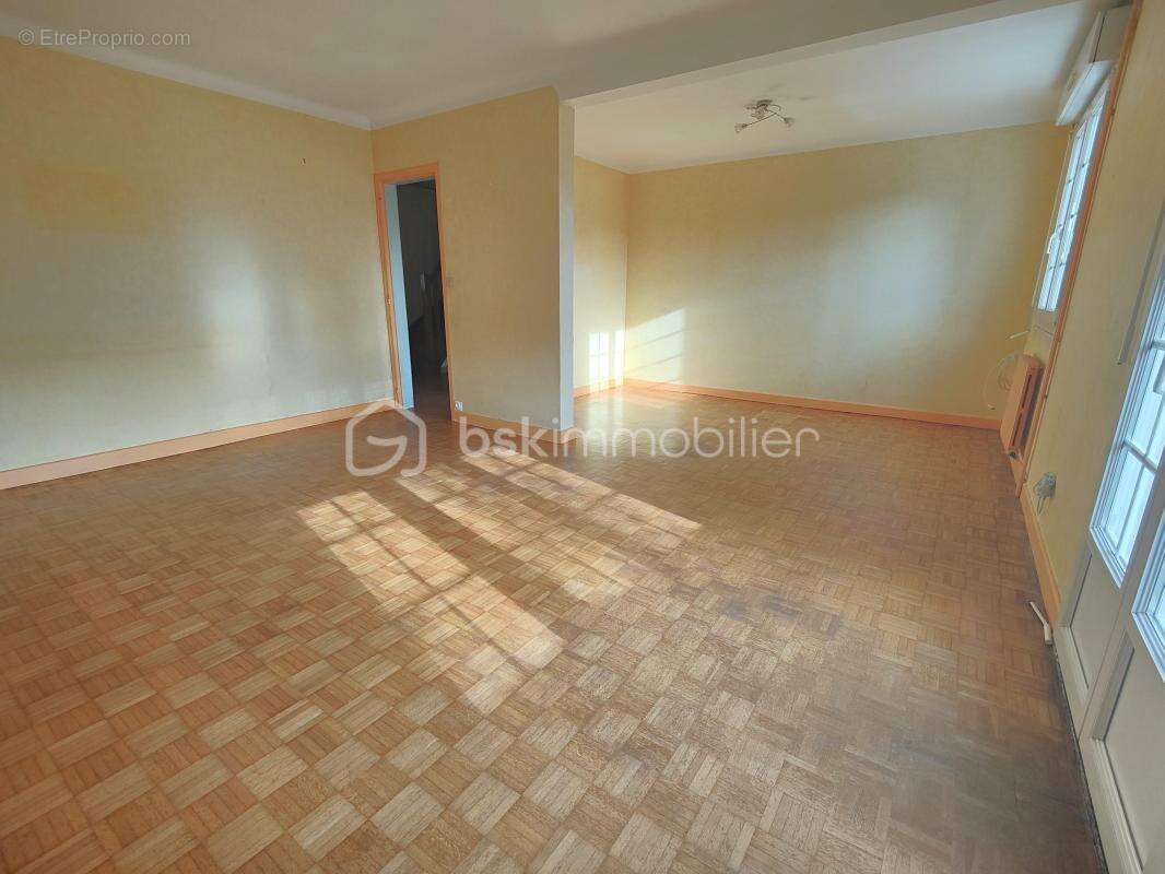  À Vendre – Maison Familiale à Paimpol, à Proximité du Port et des Plages  - photo 5