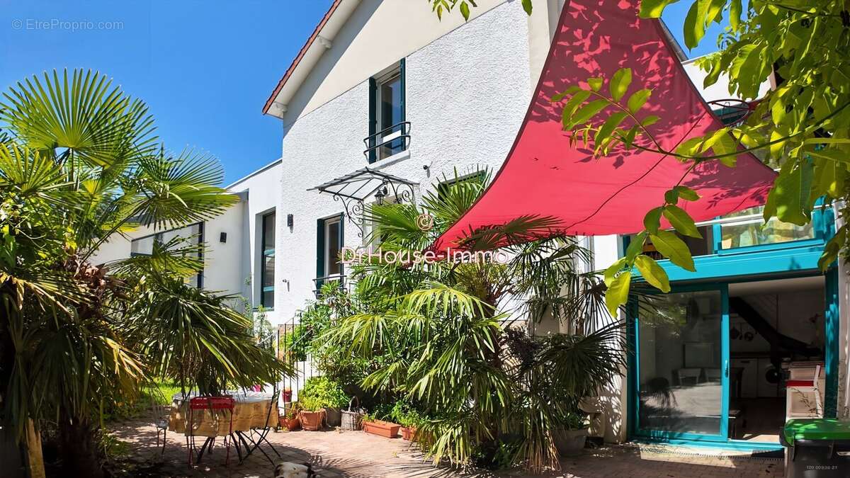 Maison 262 m² à Le Perreux-Sur-Marne  - photo 10