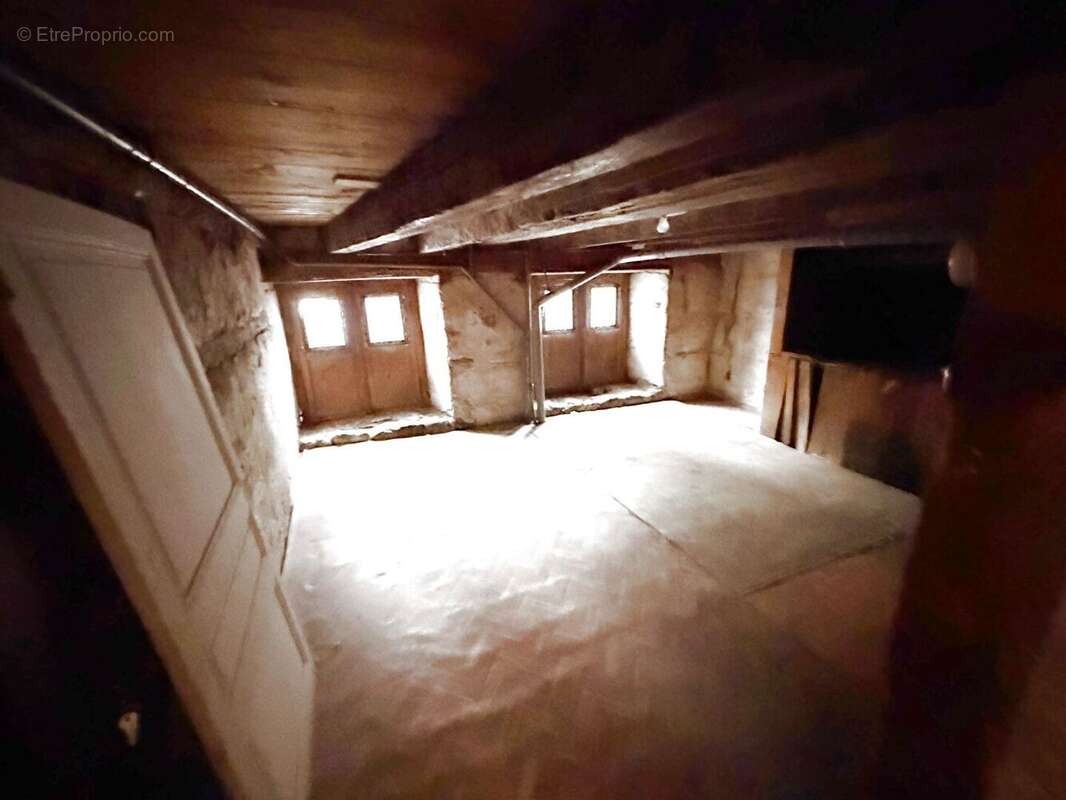 Appartement à SAINT-FLOUR