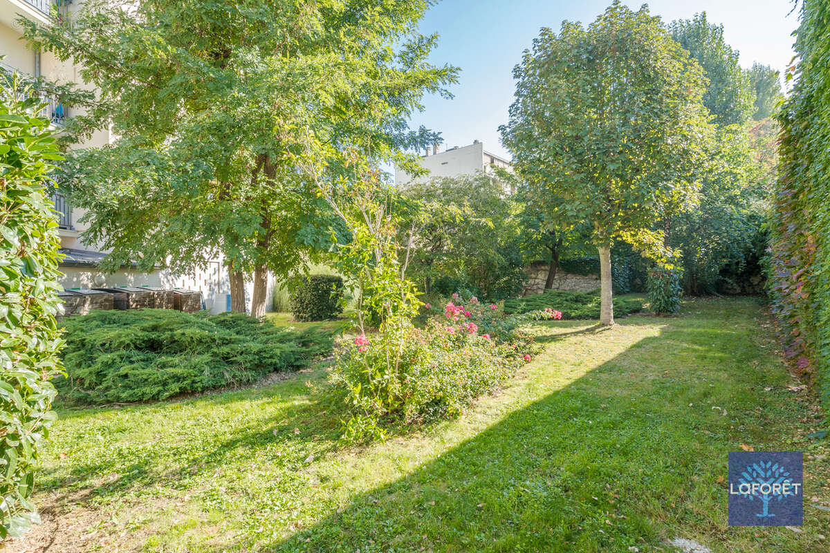 Appartement à LES PAVILLONS-SOUS-BOIS