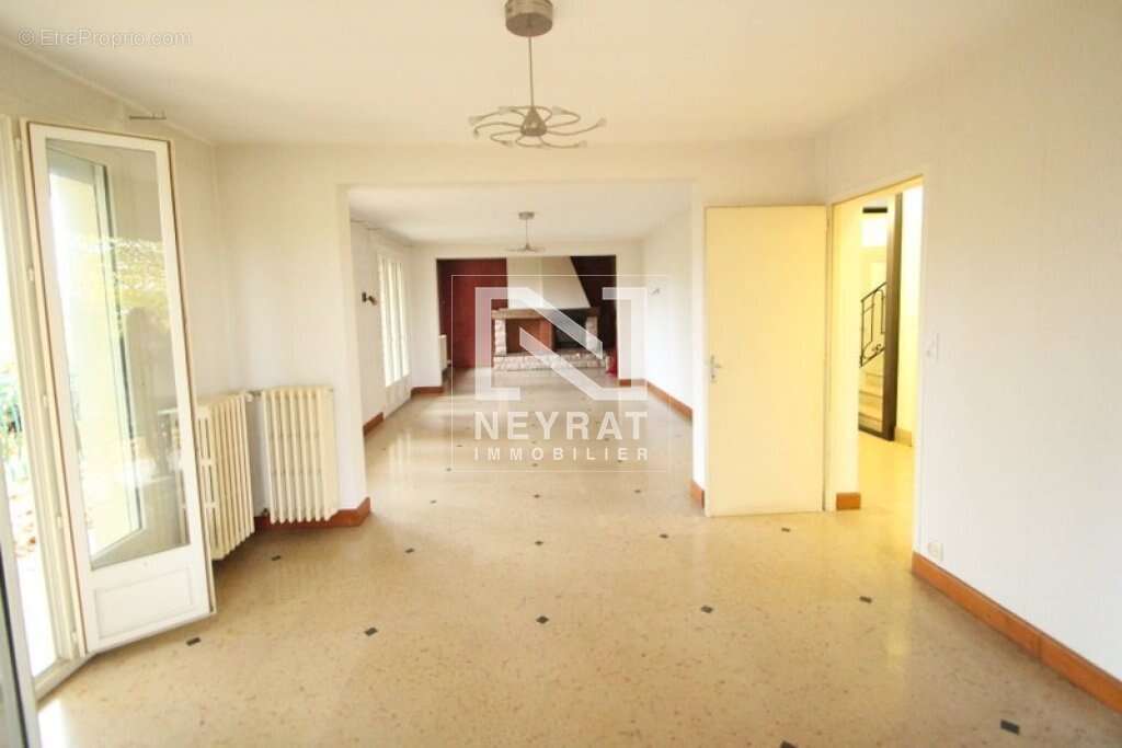 Maison à SAINT-JEAN-DE-LOSNE