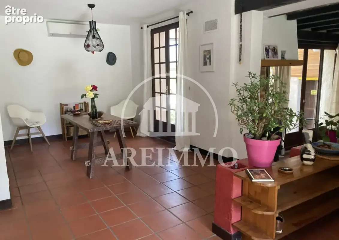 Maison 133 m² à Saint-Martin-De-Londres  - photo 6