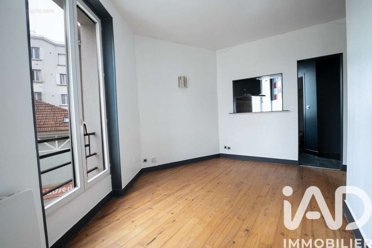 Photo 3 - Appartement à VILLEMOMBLE