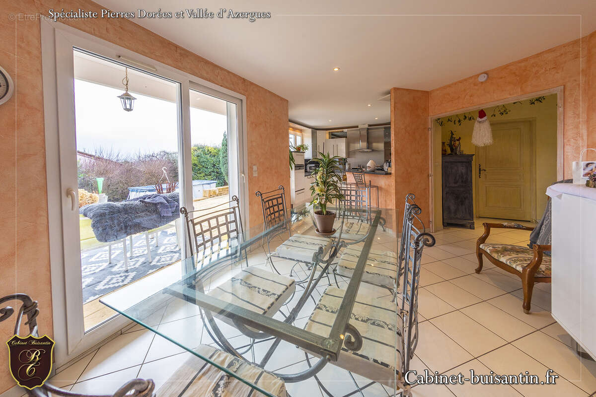 Maison à LE BOIS-D'OINGT