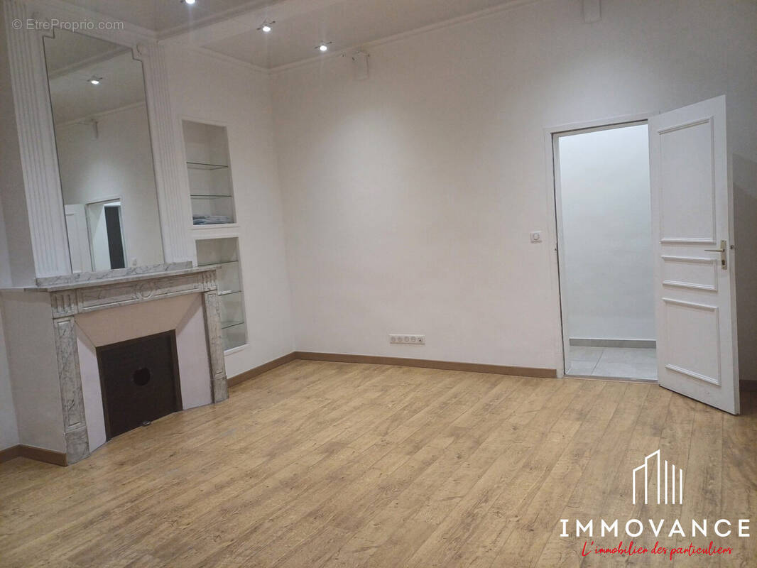Appartement à LUNEL