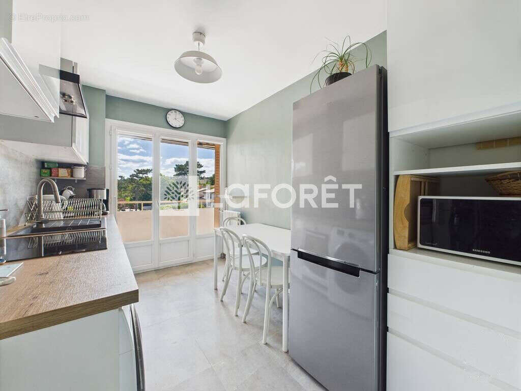 Appartement à RILLIEUX-LA-PAPE