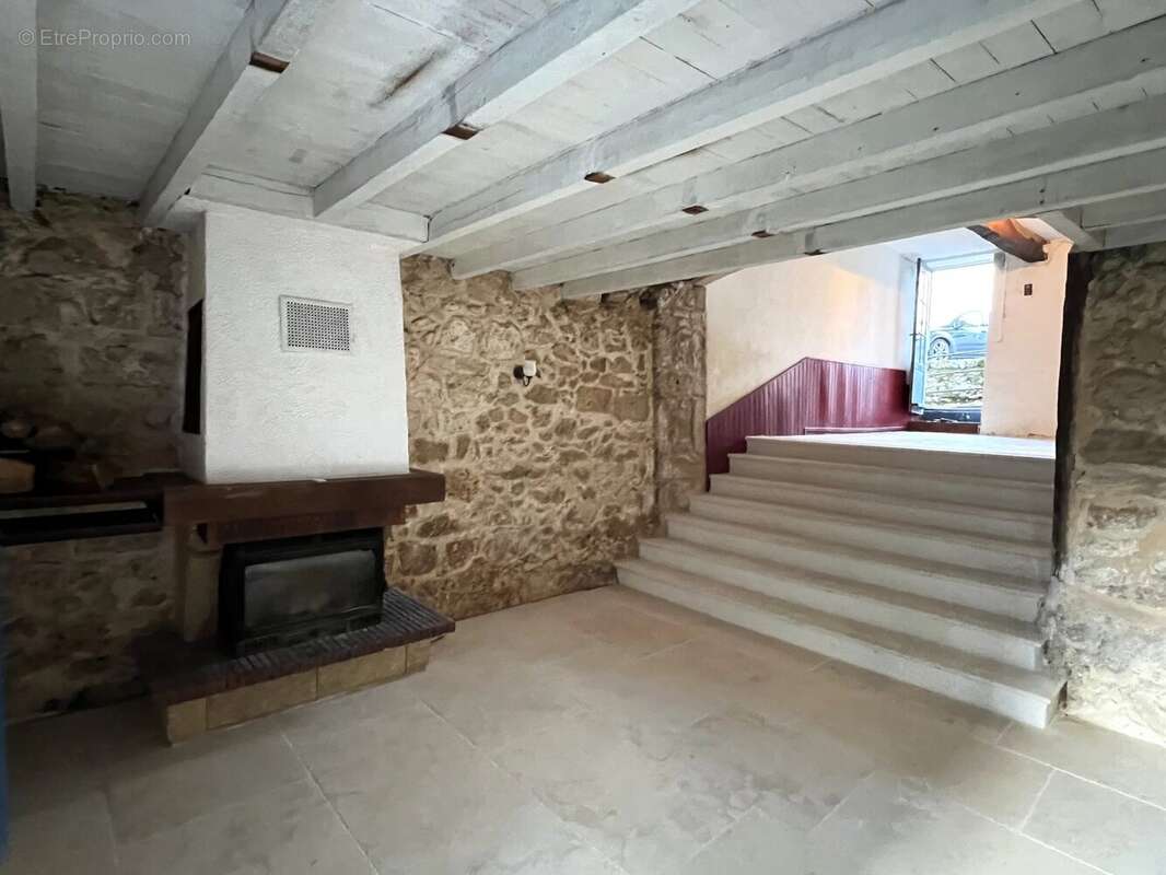 Maison à SAINT-CLAR