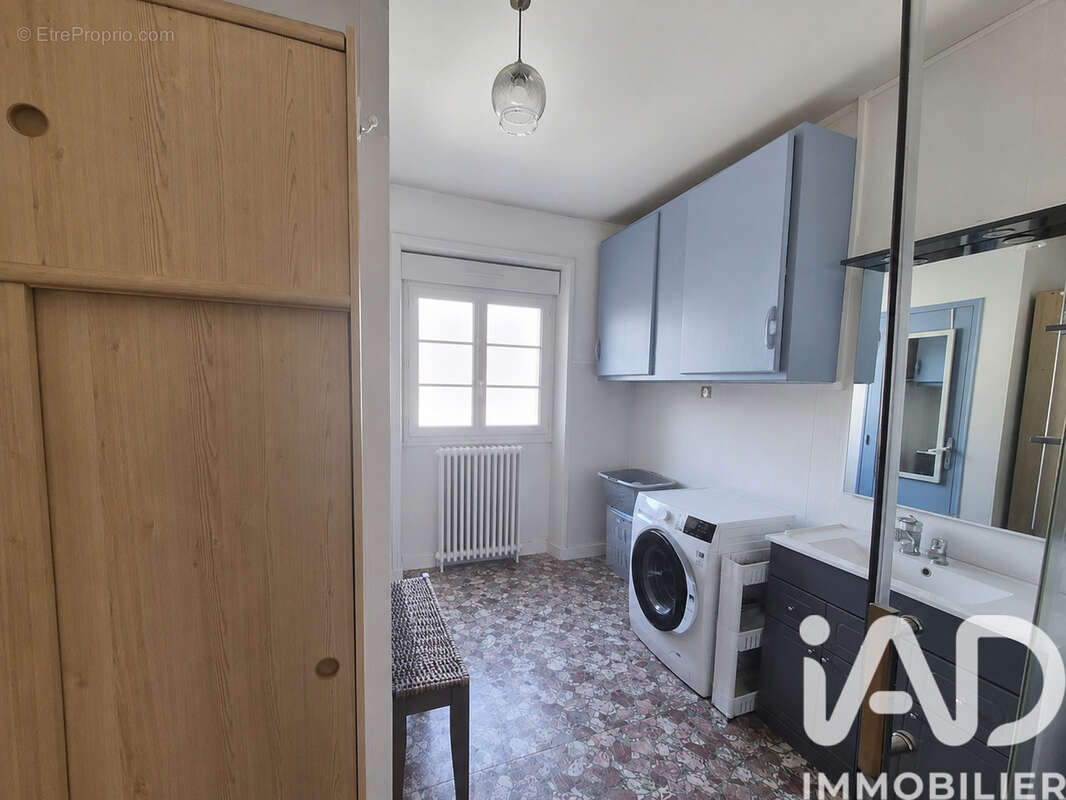 Maison 140 m² à Flers  - photo 5