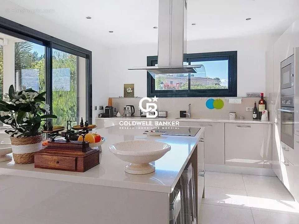 Maison à SAINT-RAPHAEL