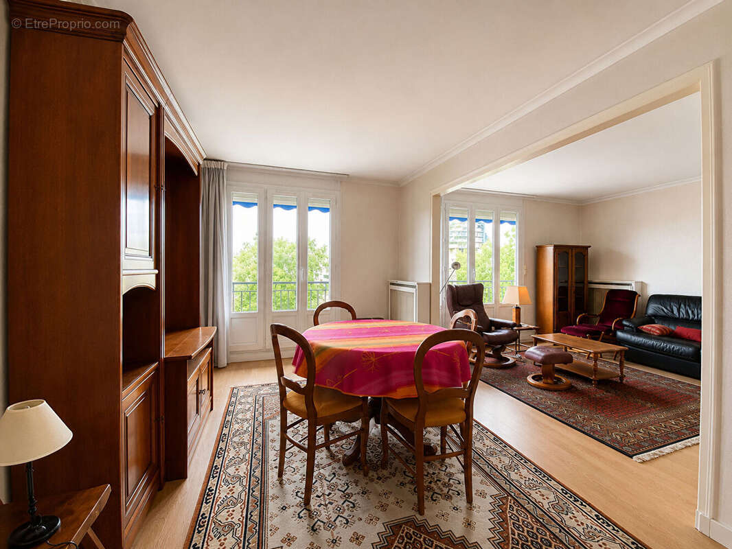 Appartement à ROSNY-SOUS-BOIS
