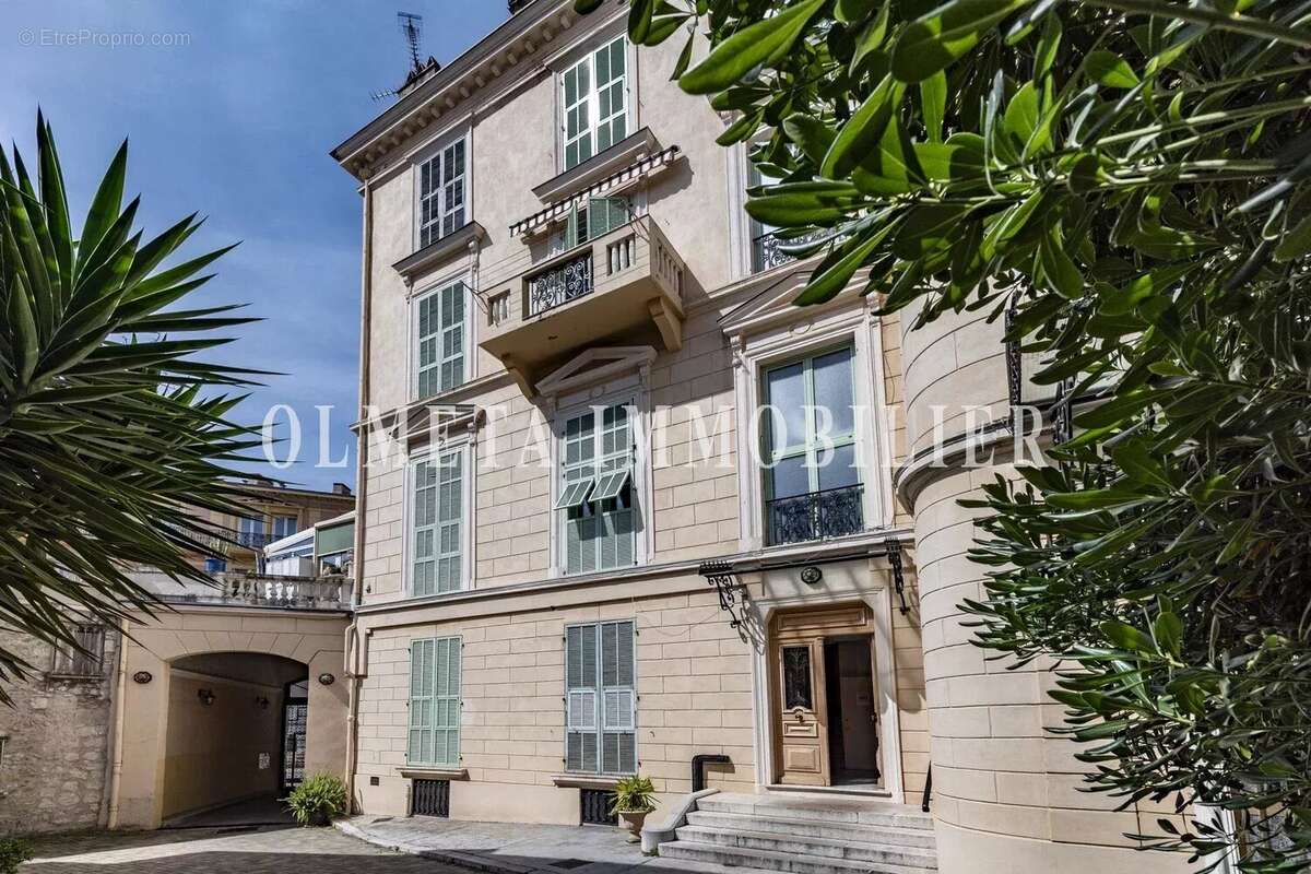 Appartement à MENTON