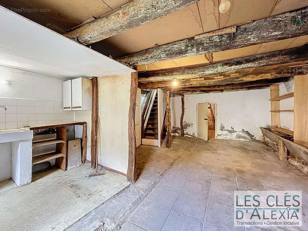 Appartement à JOUDES