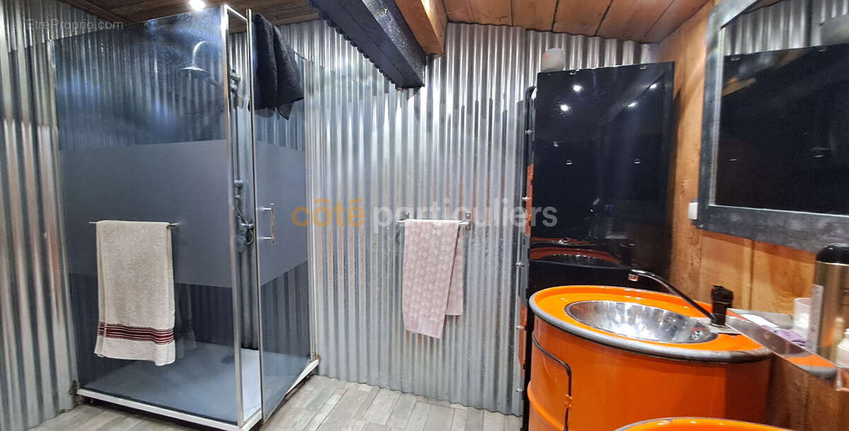 Maison à SAINT-LAURENT-SUR-SEVRE