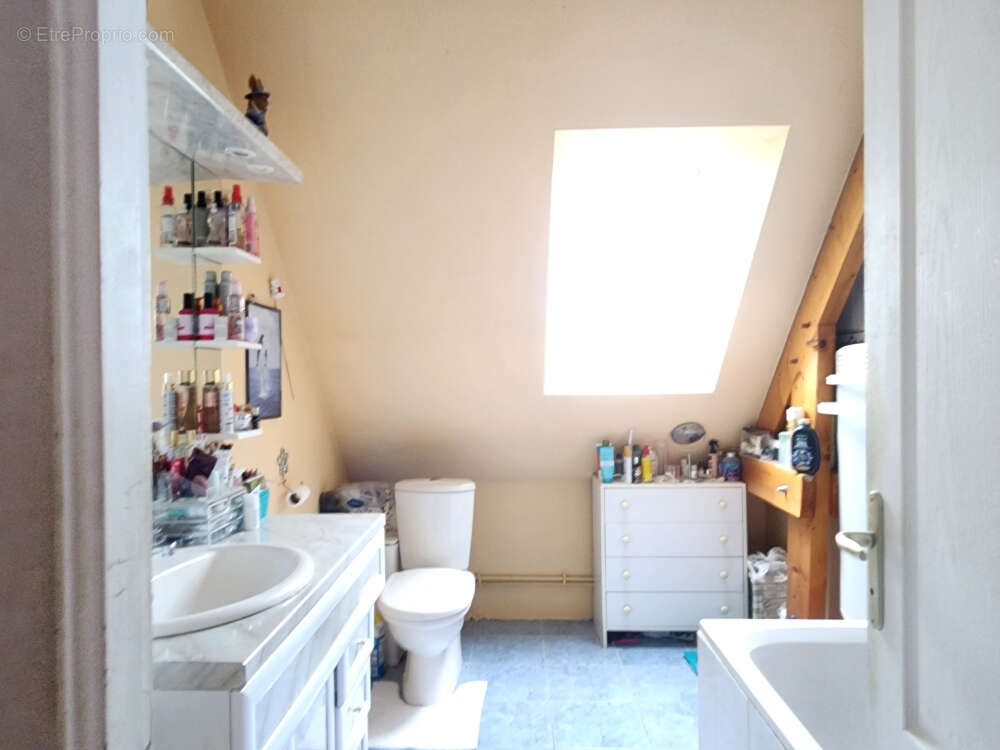 Maison à FRENOUVILLE