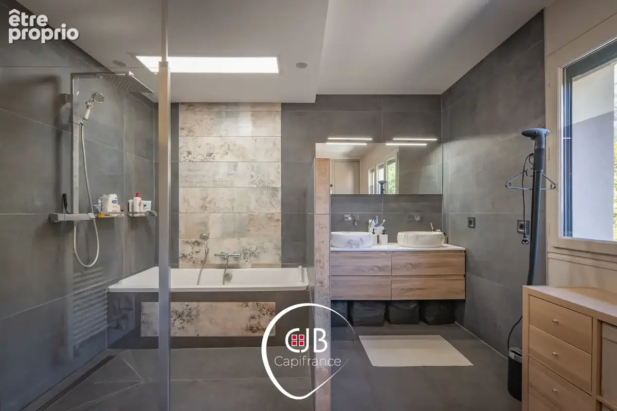 Sonnaz – Maison 220 m², DPE B et appartement en rez-de-jardin - photo 6