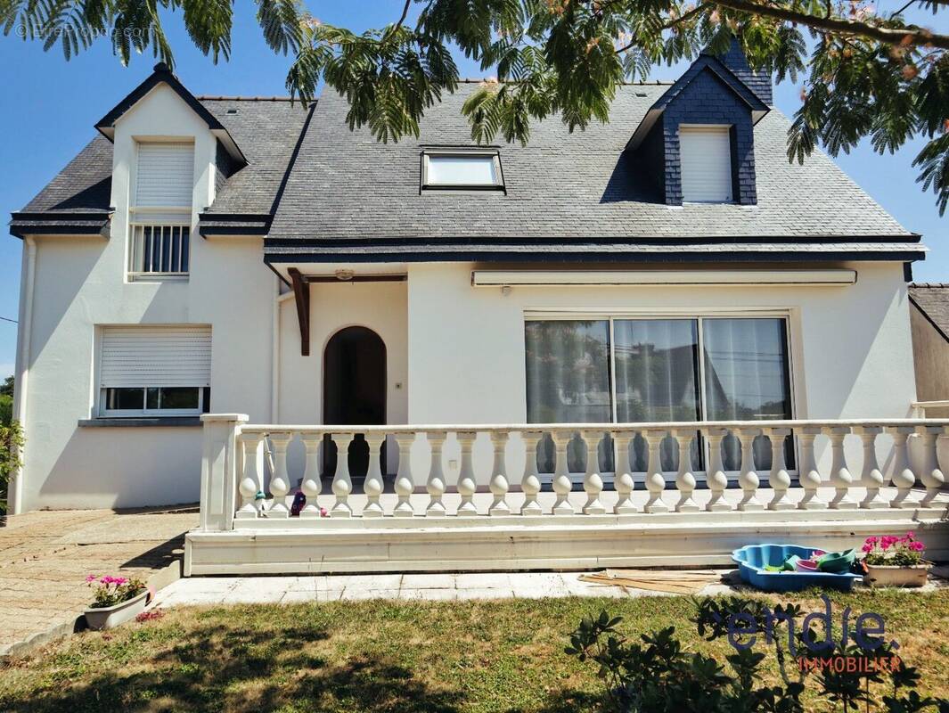 Maison familiale avec sous-sol complet  Proche du centre de Bubry - photo 1
