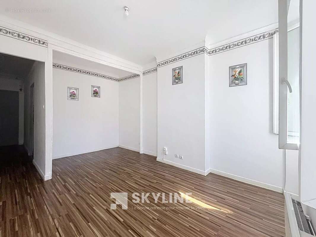 Appartement à MARSEILLE-2E
