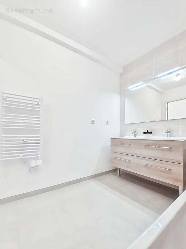 Appartement à SAINT-GERVAIS-LES-BAINS