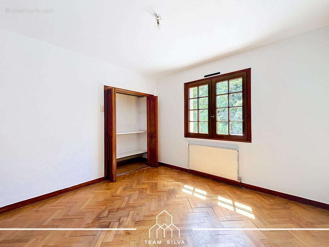 Maison 220 m² à Ternay  - photo 23