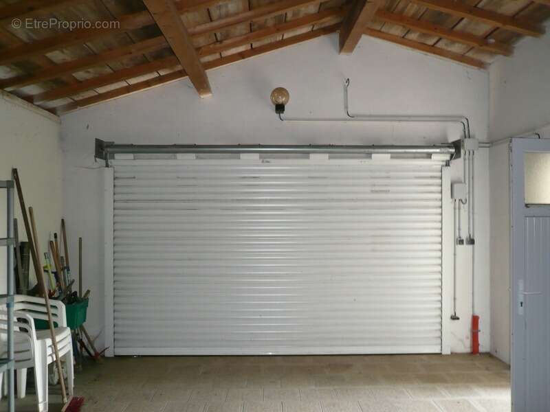 Maison à GENSAC-LA-PALLUE