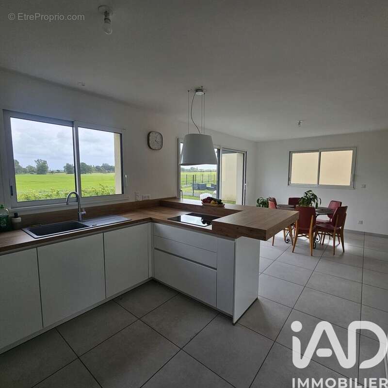 Maison 129 m² à Eu  - photo 7