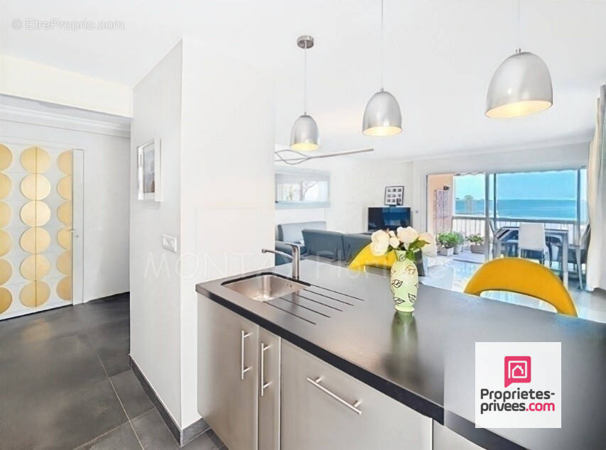 Appartement à SAINT-RAPHAEL