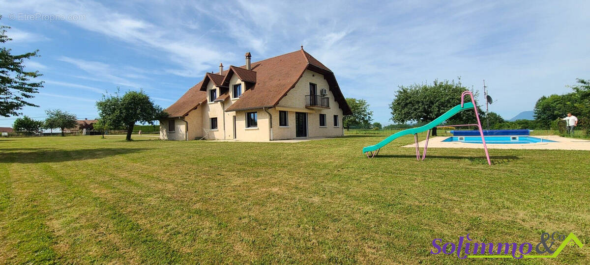 Maison à LES ABRETS