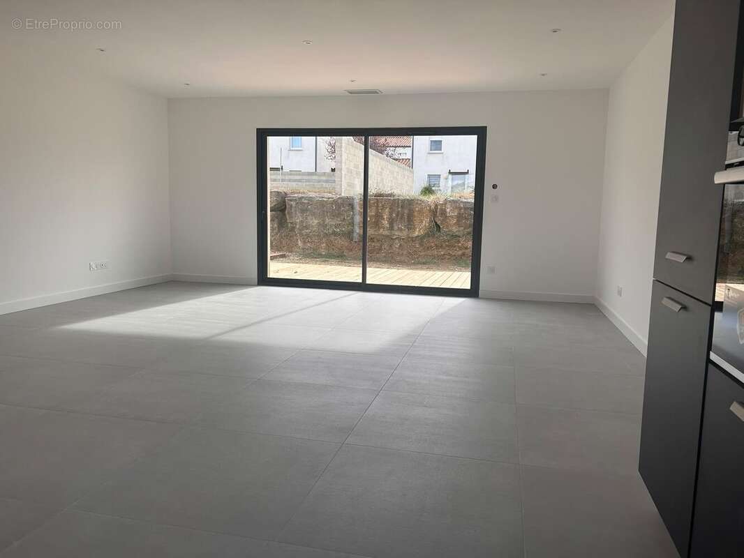 Maison 101 m² à Limoux  - photo 5