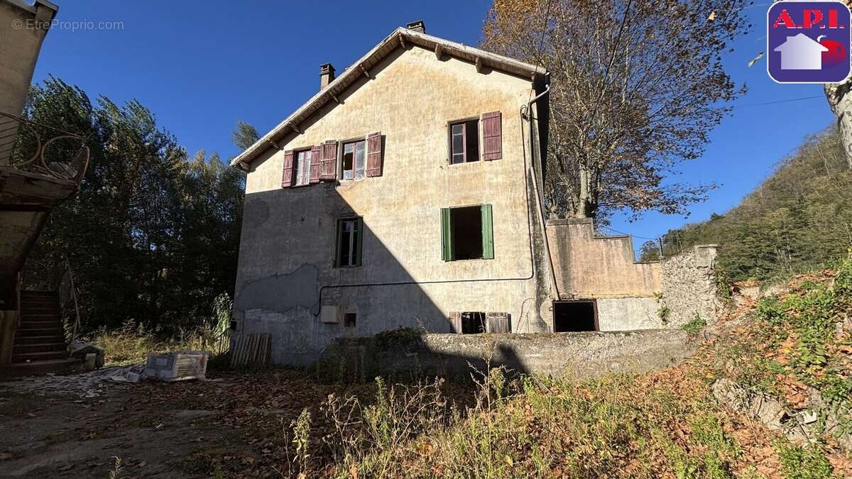 Maison à TARASCON-SUR-ARIEGE