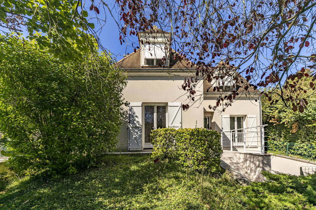 Maison à SAINT-GERMAIN-EN-LAYE