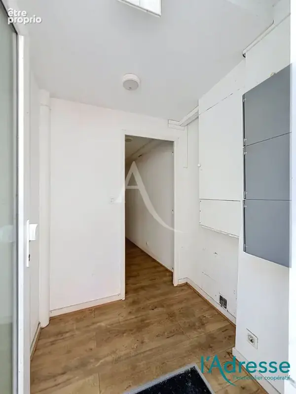 Immeuble de rapport trois studio Mayenne - photo 8