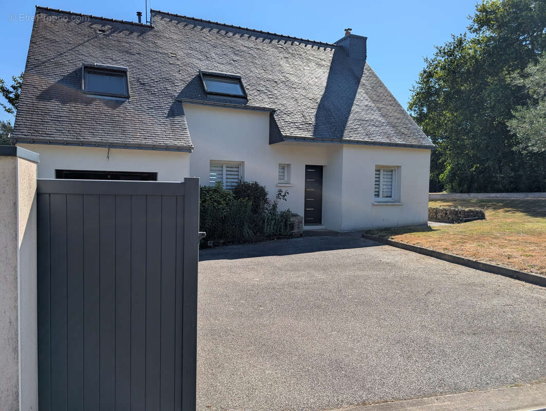 Maison à SAINT-NOLFF