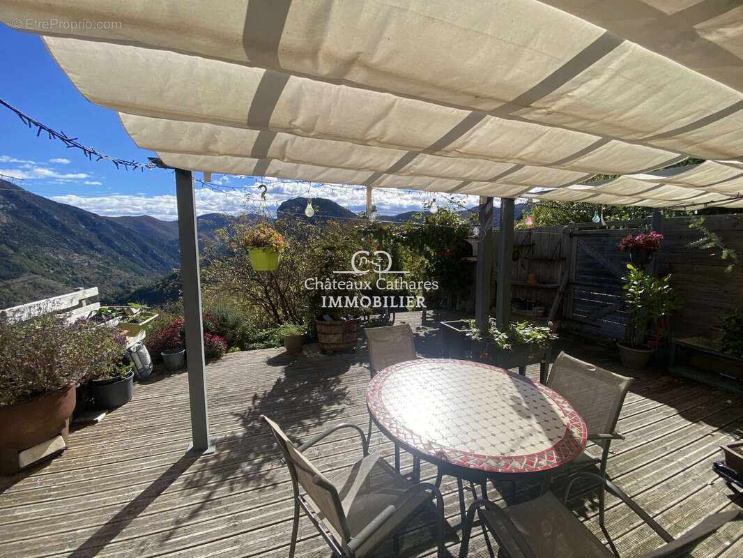 Maison à SALVEZINES