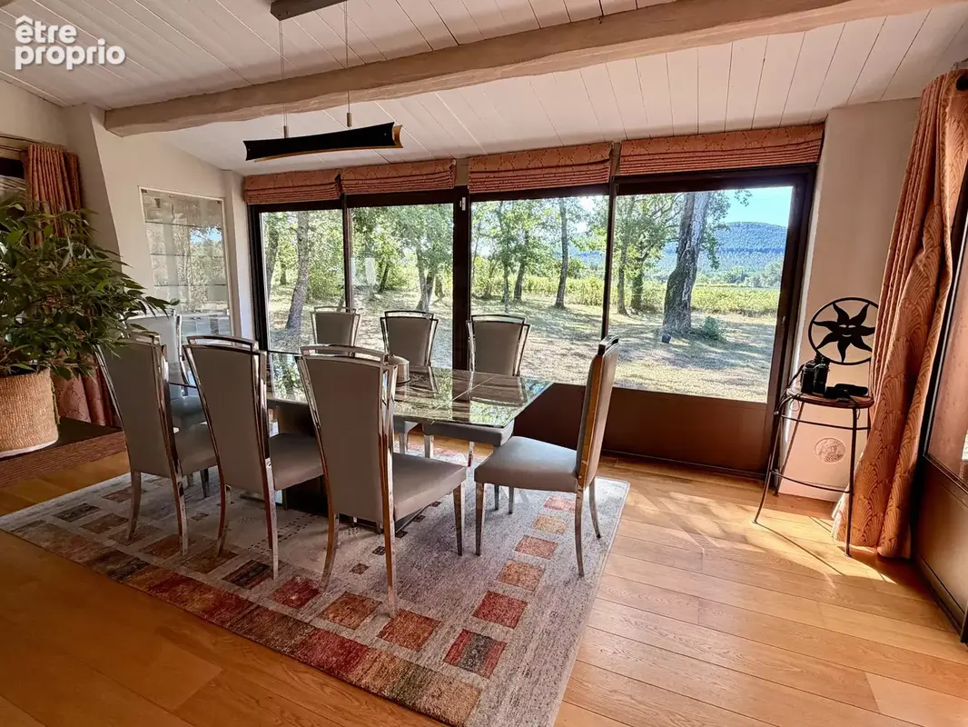 Élégante propriété avec villa principale, mazet en pierres et piscine - photo 35