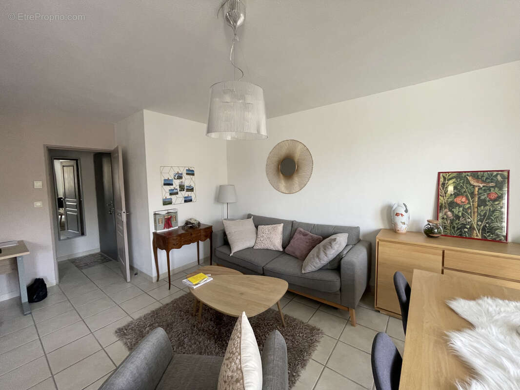 Appartement à VAISON-LA-ROMAINE