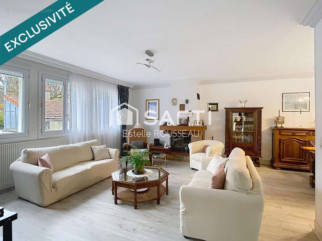 Photo 2 - Maison à SAINT-MAUR-DES-FOSSES