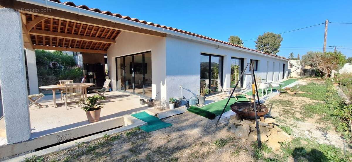 Maison à LA CADIERE-D'AZUR