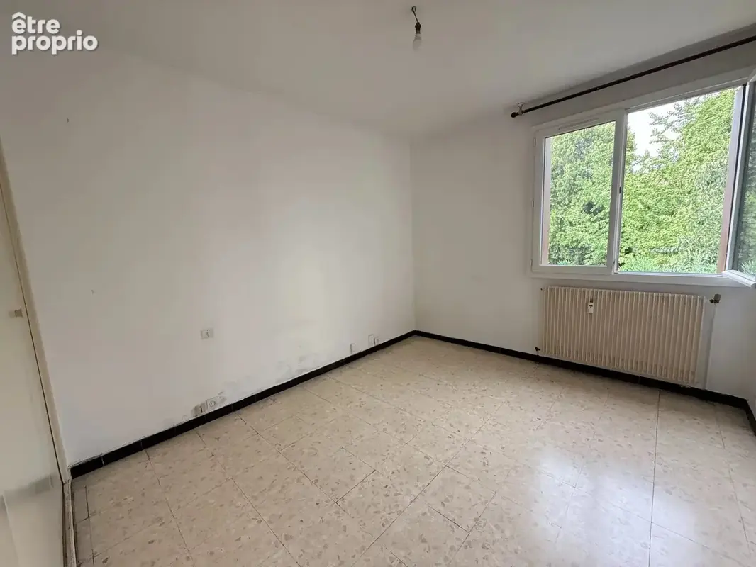Appartement 85 m² à Nimes  - photo 7